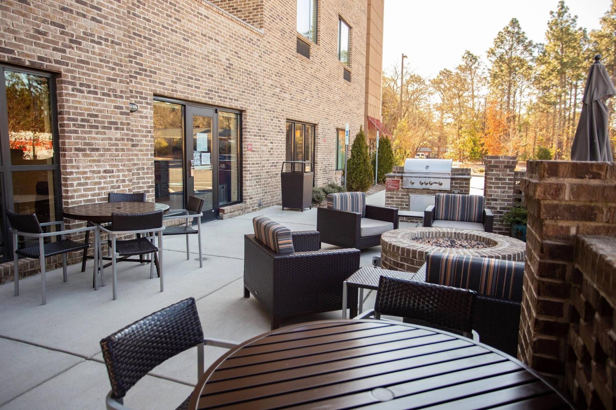 Towneplace Suites By Marriott Southern Pines Aberdeen Екстер'єр фото