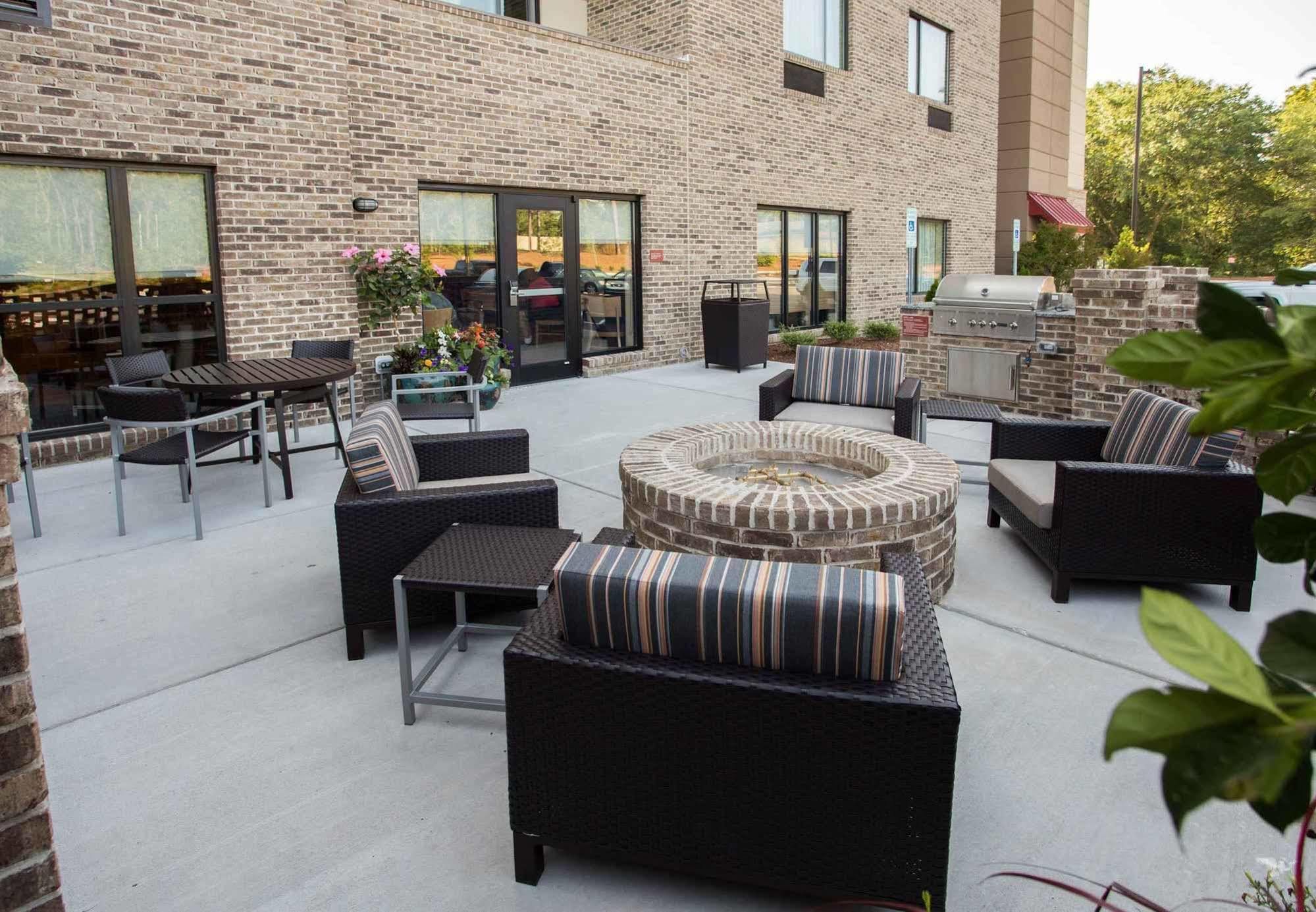 Towneplace Suites By Marriott Southern Pines Aberdeen Екстер'єр фото